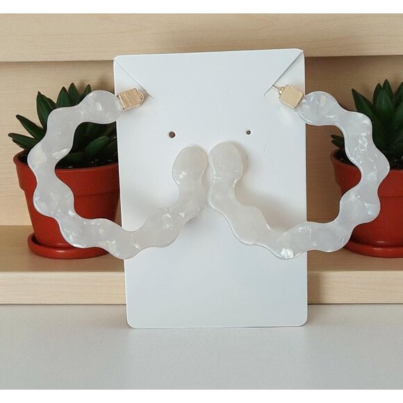 Set of 4 Pairs of Unique Earrings (SKU#3074) - Picture 3 of 6